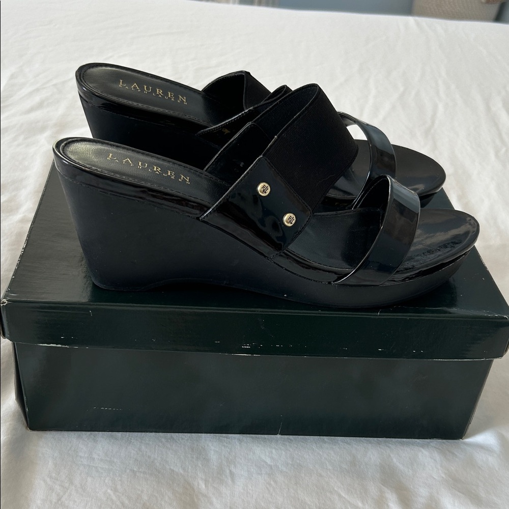 Lauren Ralph Lauren Black Wedges